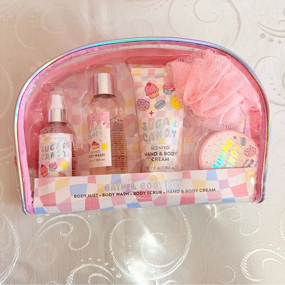 🆕Girl Bath and Body Set - Picture 1 of 2